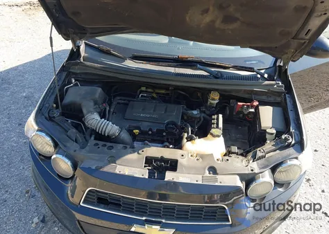 2013 Chevrolet Sonic Lt Auto z USA, uszkodzony, nr VIN 1G1JC5SB0D4121027